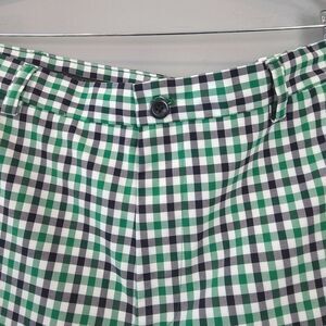IZOD Men's Golf Pants 38/32. Plaid Preppy Athleisure Green Black White